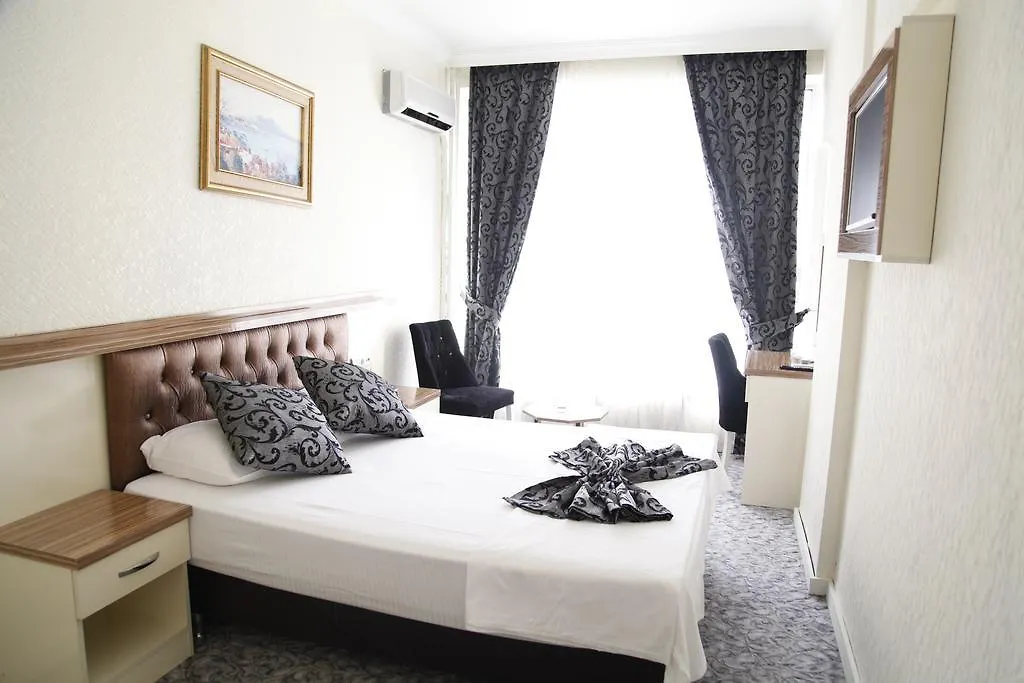Ankara Efes Hotel 2*,